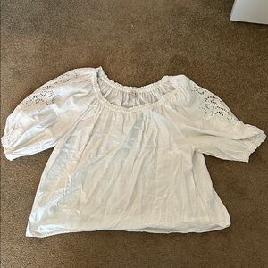 Knox Rose White Off-Shoulder Eyelet Sleeve Peasant Top